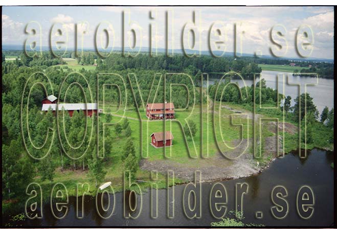 FFF 98-8907, #8. FFF 98-8907_0008 (Uppges vid kontakt med Svenska Aero-Bilder AB)